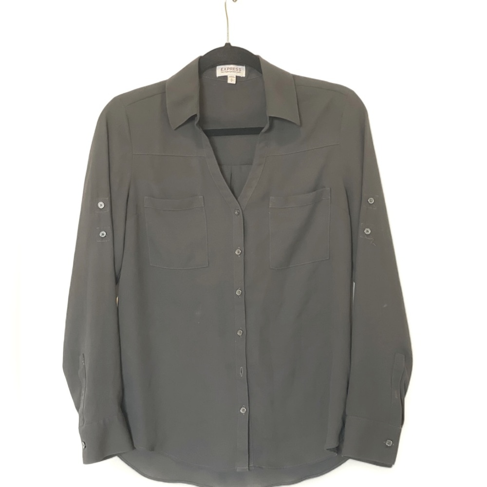 Express, Portfolio Button Down
